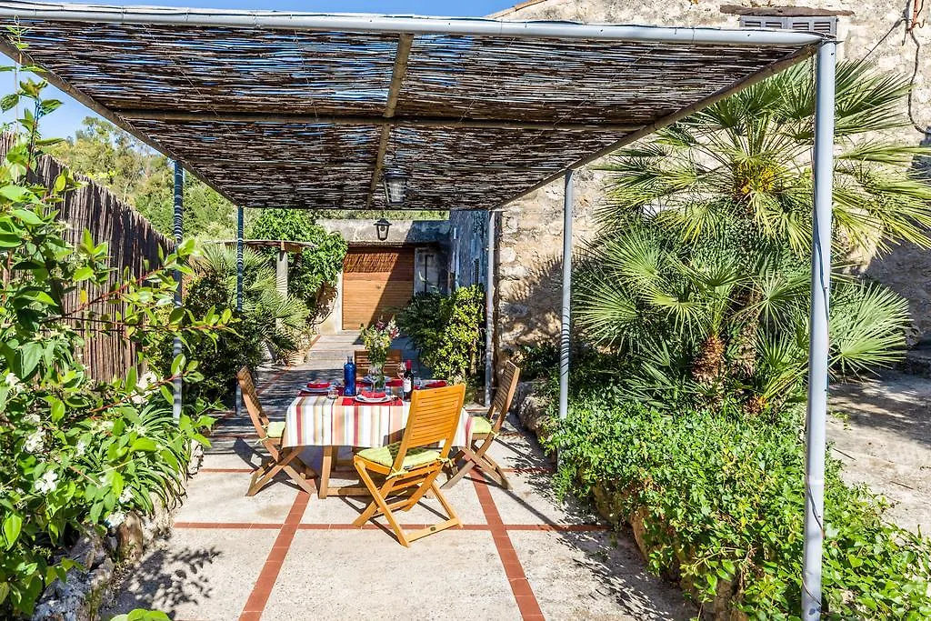 Can Guineu Hotel Pollenca Spain